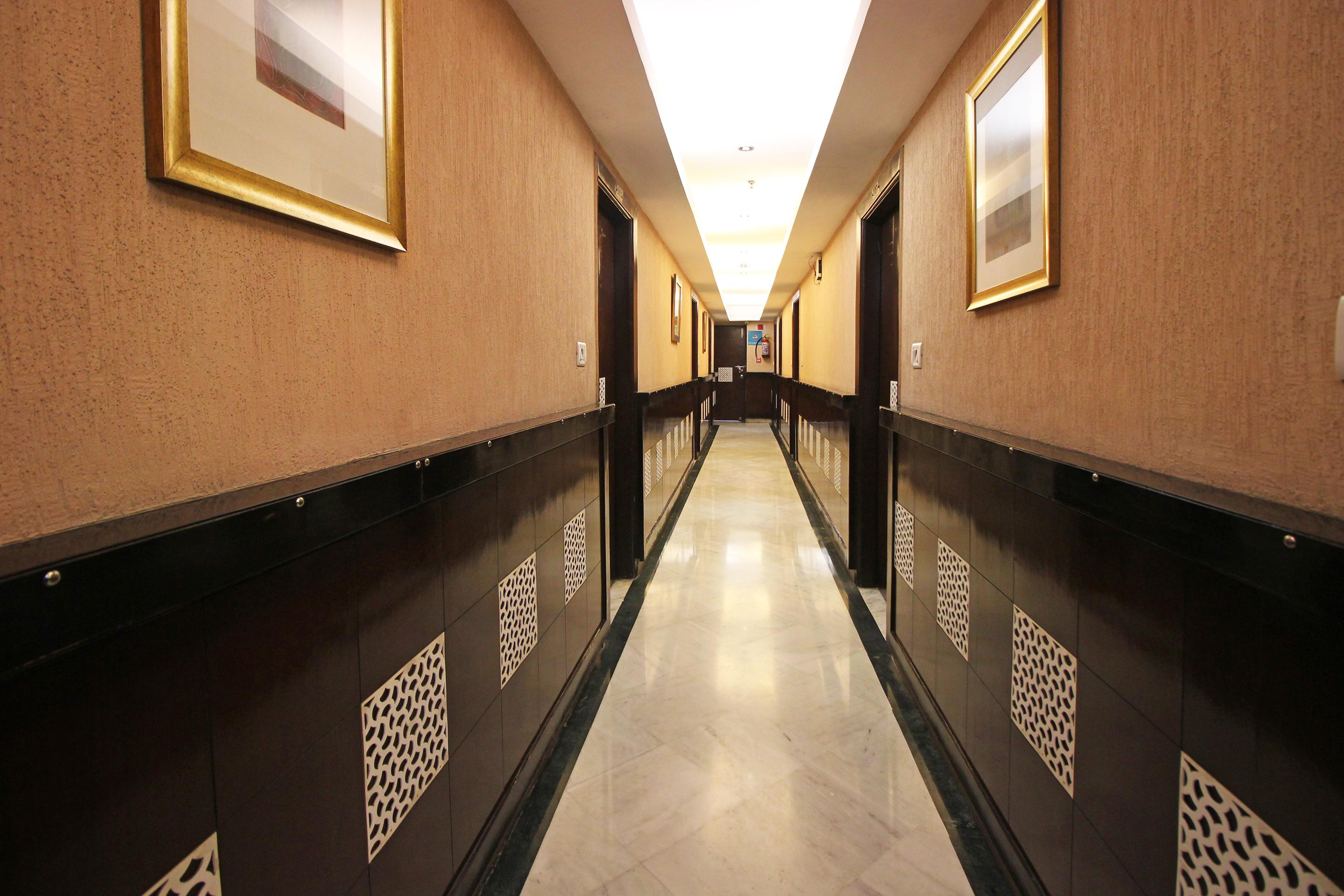 Oyo 5915 Hotel Swagath New Delhi Eksteriør billede