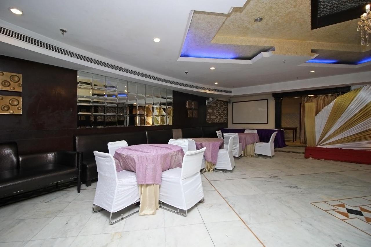 Oyo 5915 Hotel Swagath New Delhi Eksteriør billede