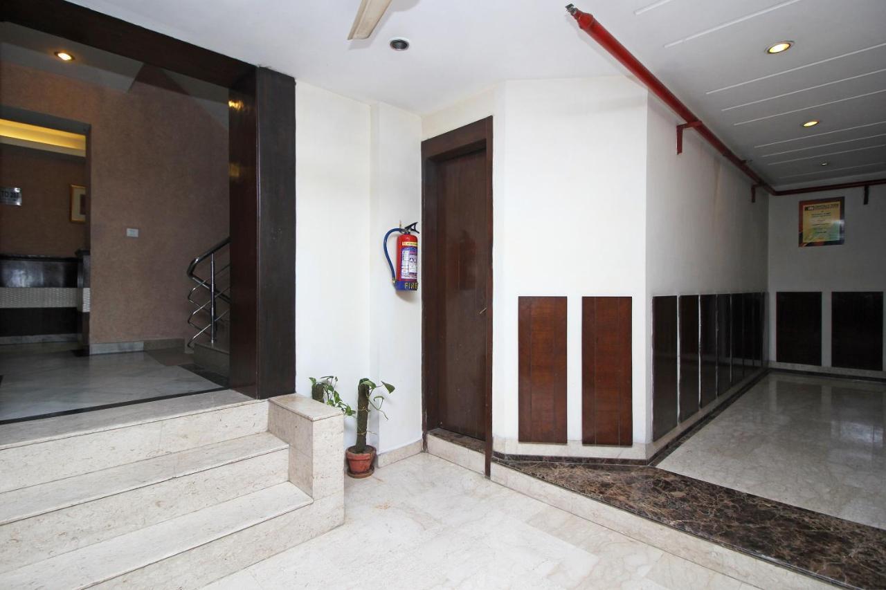 Oyo 5915 Hotel Swagath New Delhi Eksteriør billede